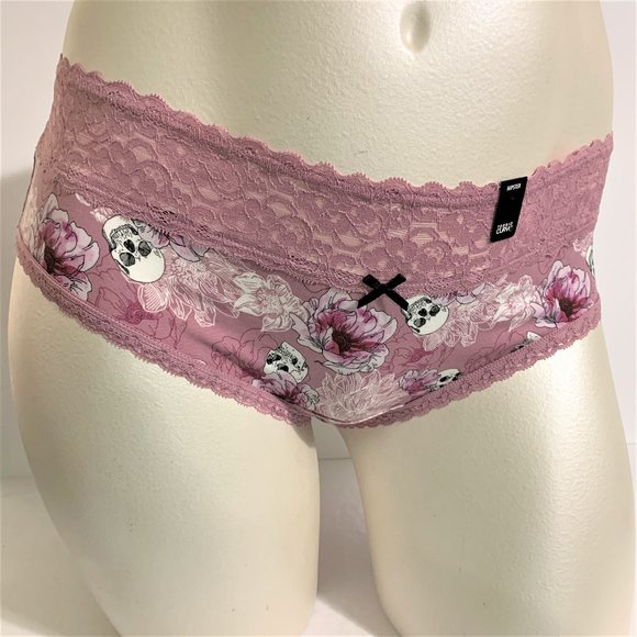 Torrid Hipster Panties Underwear Floral Wide Lace Skulls Plus Size 6 30 - Picture 1 of 4